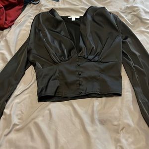 black blouse crop top